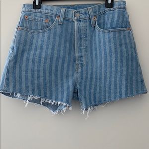 Levi’s shorts